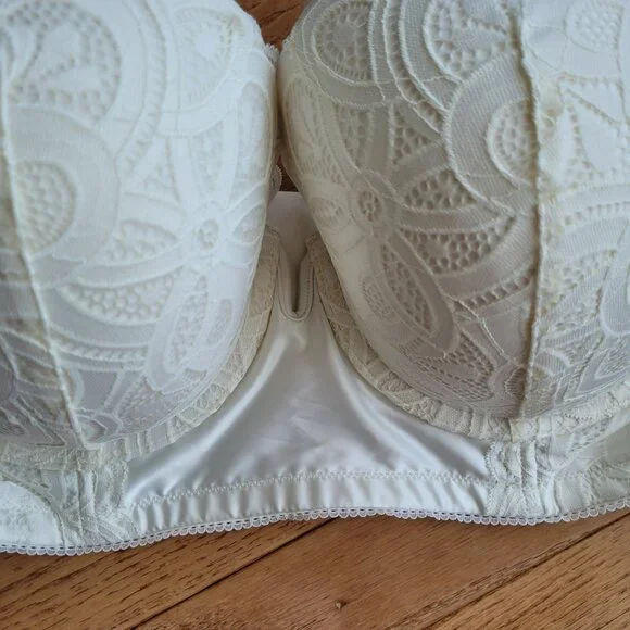 Aerie Cream Lace Bra - Picture 2 of 15